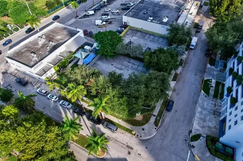 275 NE 18th Street Miami FL 33132