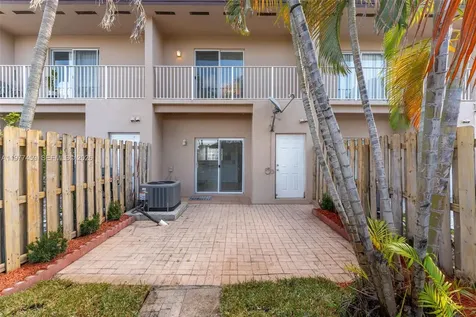 17040 SW 137th Place Miami FL 33177