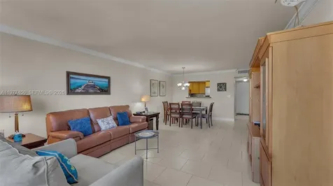 3180 S Ocean Drive Hallandale Beach FL 33009