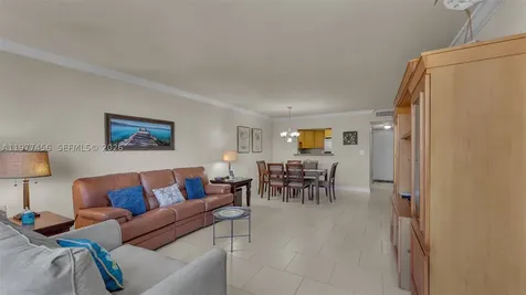 3180 S Ocean Drive Hallandale Beach FL 33009