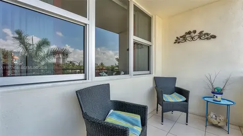 3180 S Ocean Drive Hallandale Beach FL 33009