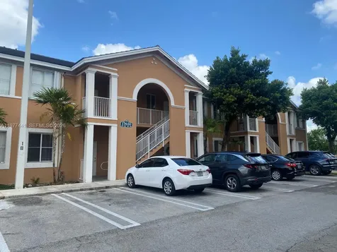 17630 NW 73rd Avenue Hialeah FL 33015