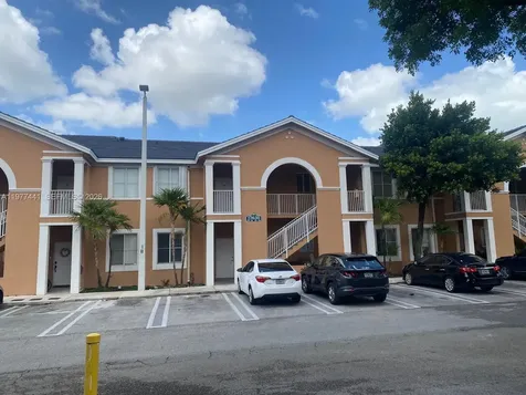 17630 NW 73rd Avenue Hialeah FL 33015