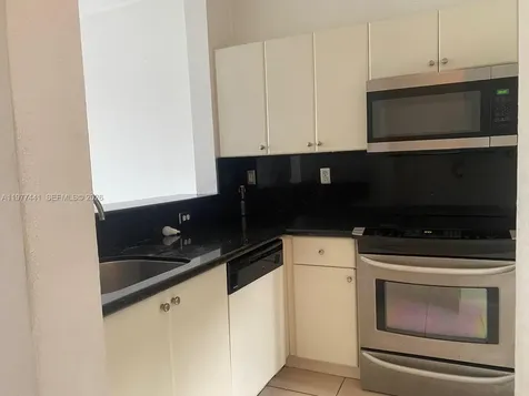 17630 NW 73rd Avenue Hialeah FL 33015