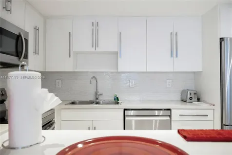19370 Collins Avenue Sunny Isles Beach FL 33160