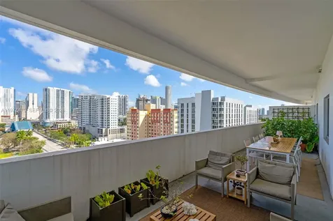 36 NW 6th Avenue Miami FL 33128