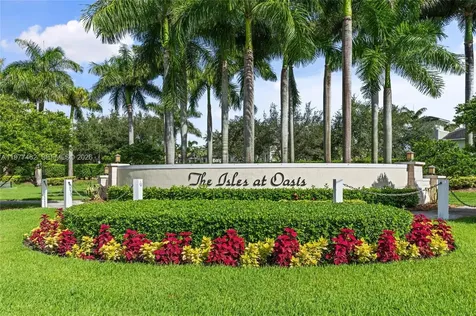 2380 NE 1st Street Homestead FL 33033