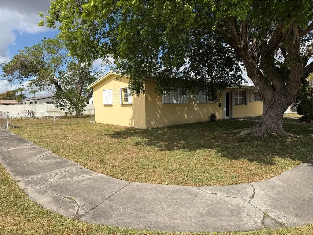 3540 SW 105th Avenue Miami FL 33165