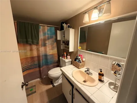 1470 NE 123rd Street North Miami FL 33161