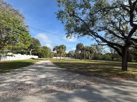 9506 SW 57th Avenue Pinecrest FL 33156