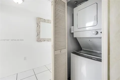7800 Collins Avenue Miami Beach FL 33141