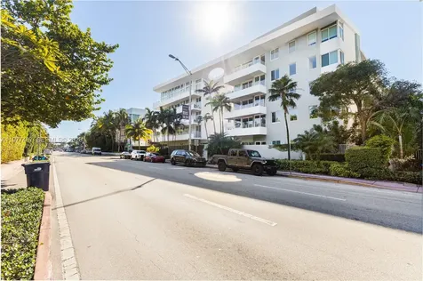 7800 Collins Avenue Miami Beach FL 33141