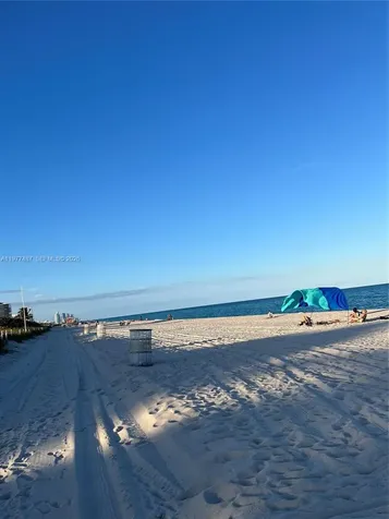 7800 Collins Avenue Miami Beach FL 33141