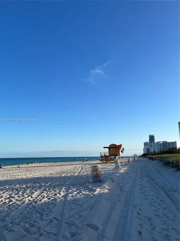 7800 Collins Avenue Miami Beach FL 33141