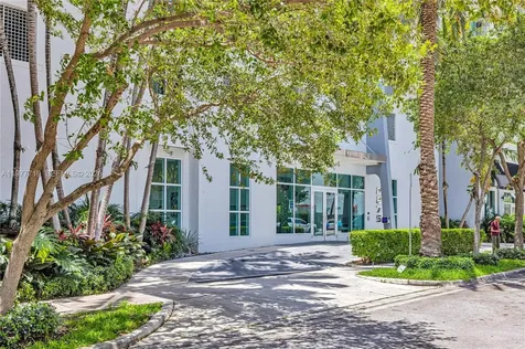 2275 Biscayne Boulevard Miami FL 33137