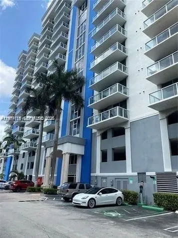 5077 NW 7th Street Miami FL 33126