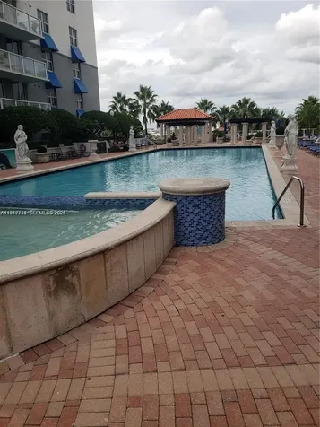 5077 NW 7th Street Miami FL 33126