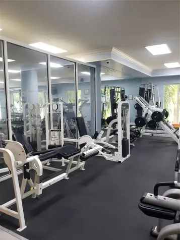 5077 NW 7th Street Miami FL 33126