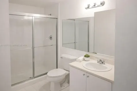 5077 NW 7th Street Miami FL 33126