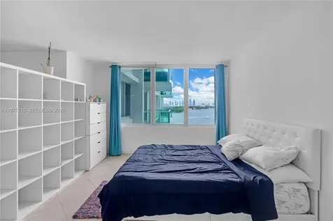 1000 West Avenue Miami Beach FL 33139