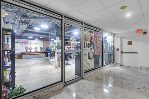 1000 West Avenue Miami Beach FL 33139
