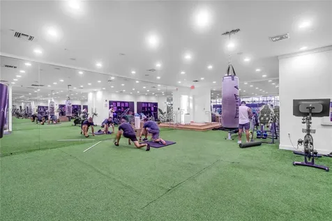 1000 West Avenue Miami Beach FL 33139