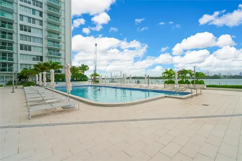 1000 West Avenue Miami Beach FL 33139