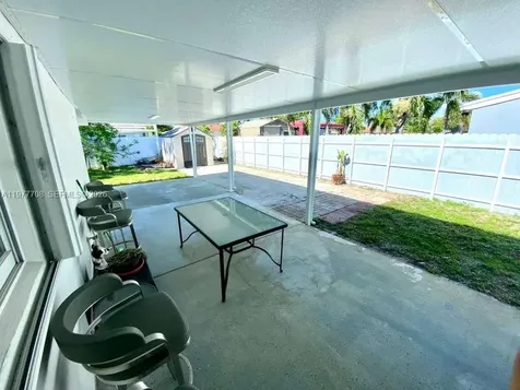 7110 Hope Street Hollywood FL 33024