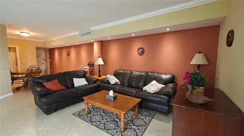 825 Brickell Bay Drive Miami FL 33131