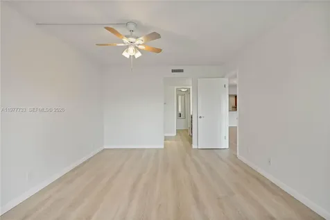 1036 Us Highway 1 North Palm Beach FL 33408