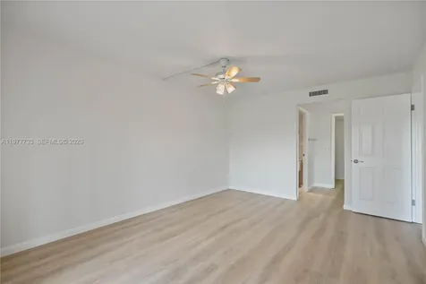 1036 Us Highway 1 North Palm Beach FL 33408