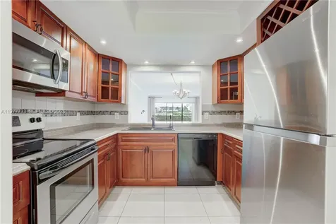 1036 Us Highway 1 North Palm Beach FL 33408