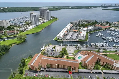 1036 Us Highway 1 North Palm Beach FL 33408