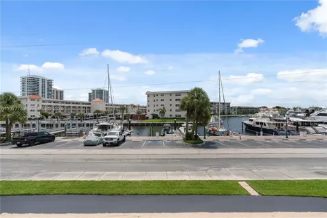 1036 Us Highway 1 North Palm Beach FL 33408
