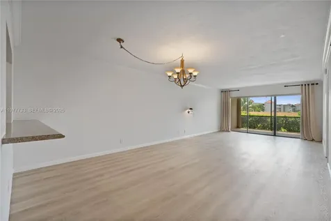 1036 Us Highway 1 North Palm Beach FL 33408