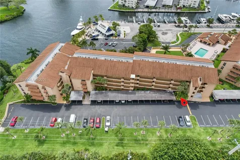 1036 Us Highway 1 North Palm Beach FL 33408