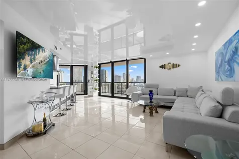 19667 Turnberry Way Aventura FL 33180