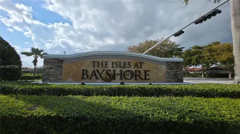 9207 SW 227th Street Cutler Bay FL 33190