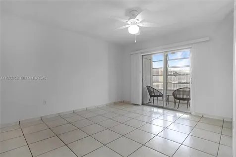 2790 NE 201st Terrace Aventura FL 33180