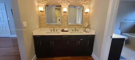 8826 NW 189th Terrace Hialeah FL 33018