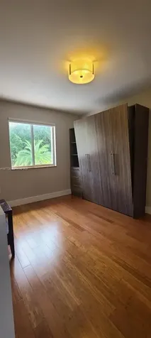 8826 NW 189th Terrace Hialeah FL 33018