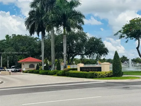 8826 NW 189th Terrace Hialeah FL 33018