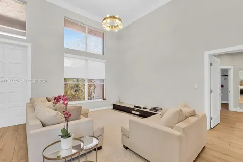 1202 S Manor Drive S Weston FL 33326