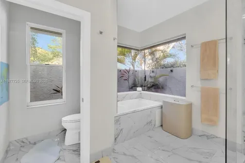 1202 S Manor Drive S Weston FL 33326