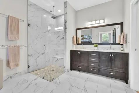 1202 S Manor Drive S Weston FL 33326