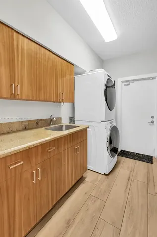 1202 S Manor Drive S Weston FL 33326