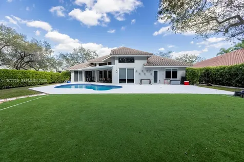 1202 S Manor Drive S Weston FL 33326