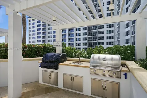 3101 S Ocean Drive Hollywood FL 33019