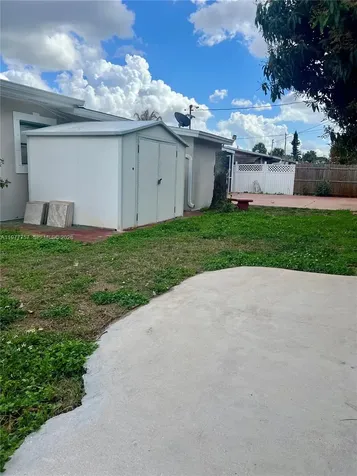 321 Alabama Road S Lehigh Acres FL 33936