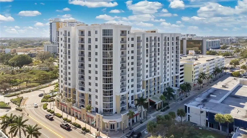 Hollywood FL 33020
